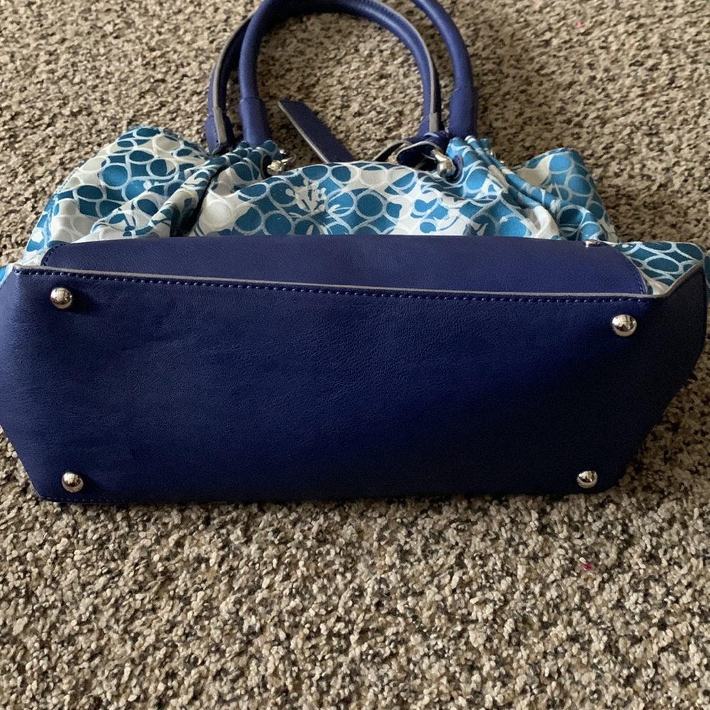 Nine West Handbag - Picture 3 of 16